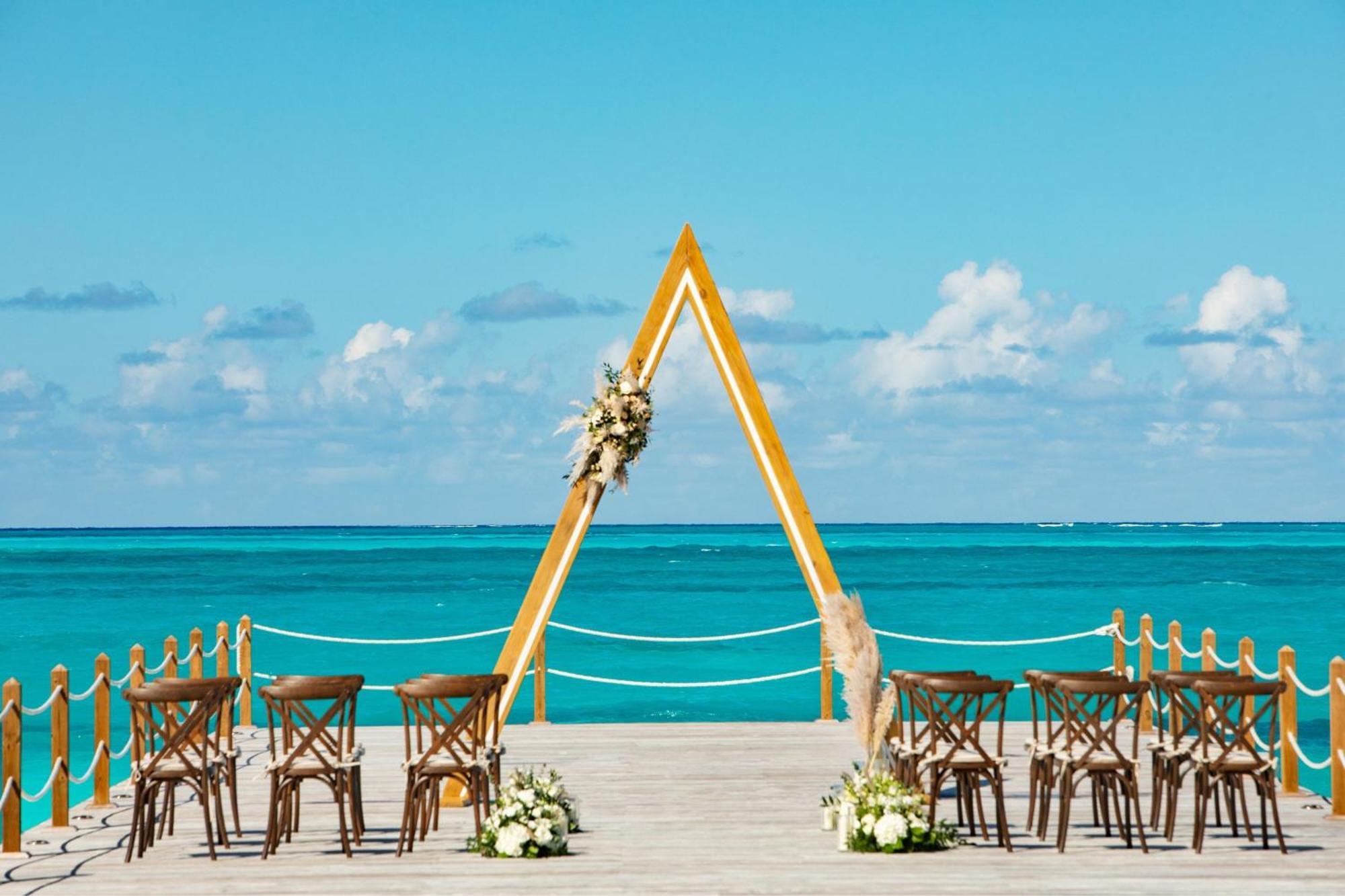 The Ritz-Carlton, Turks & Caicos Hotell Grace Bay Eksteriør bilde